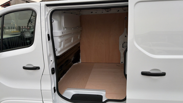 Renault Trafic Lwb Diesel LL30 Blue dCi 150 Extra [Safety] Van